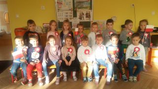 ilustracja do wpisu 
KRÓLICZKI - poznają symbole narodowe